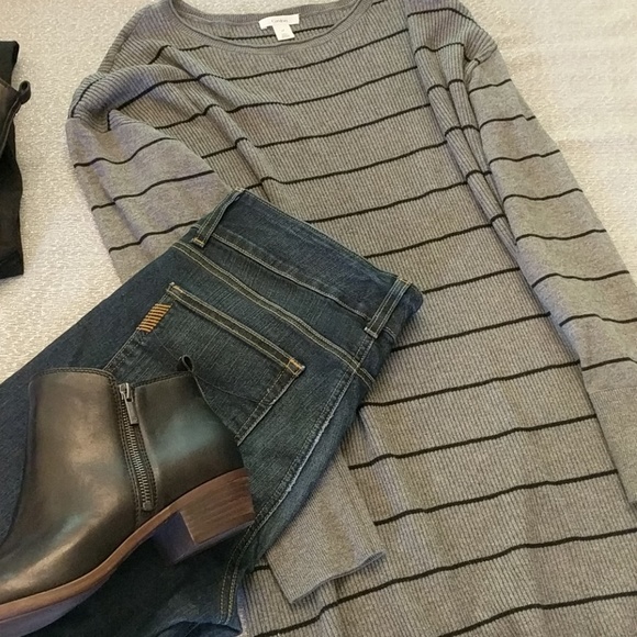 Caslon Tops - Black and grey stripe tunic sweater